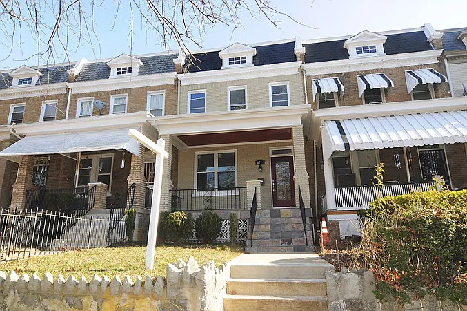 4213 3rd St NW photo 1