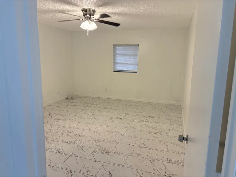 199 NE 23rd St #199 — Photo 61
