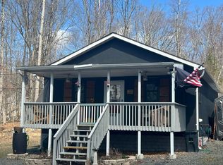 3110 Basswood Ln, East Stroudsburg, PA 18302