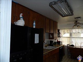 4th image of 615 W Avenue J10