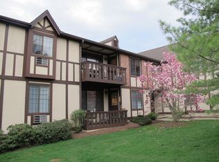 13D Kensington Rd #D, Chatham, NJ 07928