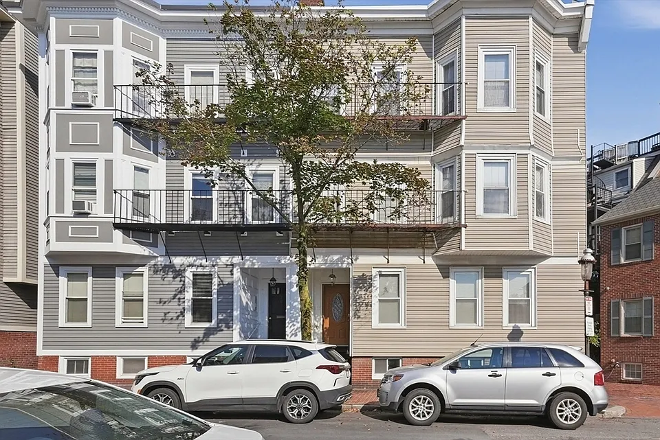 22 Park St #3