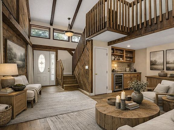 3rd image of 267 PIONEER Road