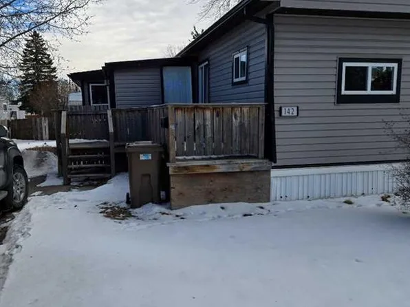 6220 17th Ave SE #142, Calgary, AB T2A 7H4