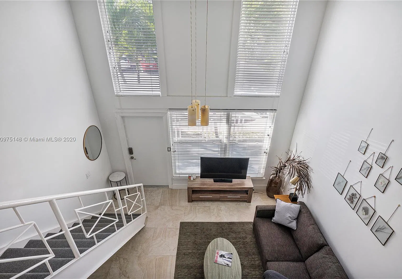 1 bed, 1.5 bath, 710 sqft, $2,800 — Photo 1