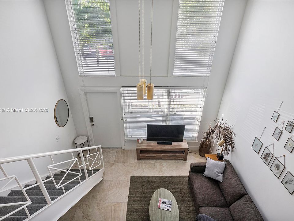 1st image of 6865 Bay Dr #30