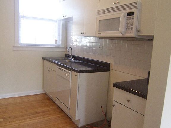 5th image of 5009 N Glenwood Ave #3