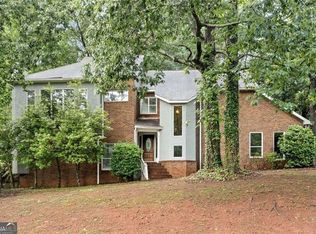 175 River Run, Roswell, GA 30075