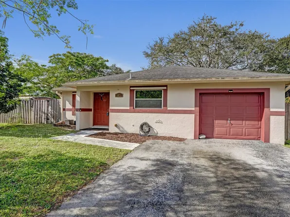 1073 SW 119th Avenue, Davie, FL 33325