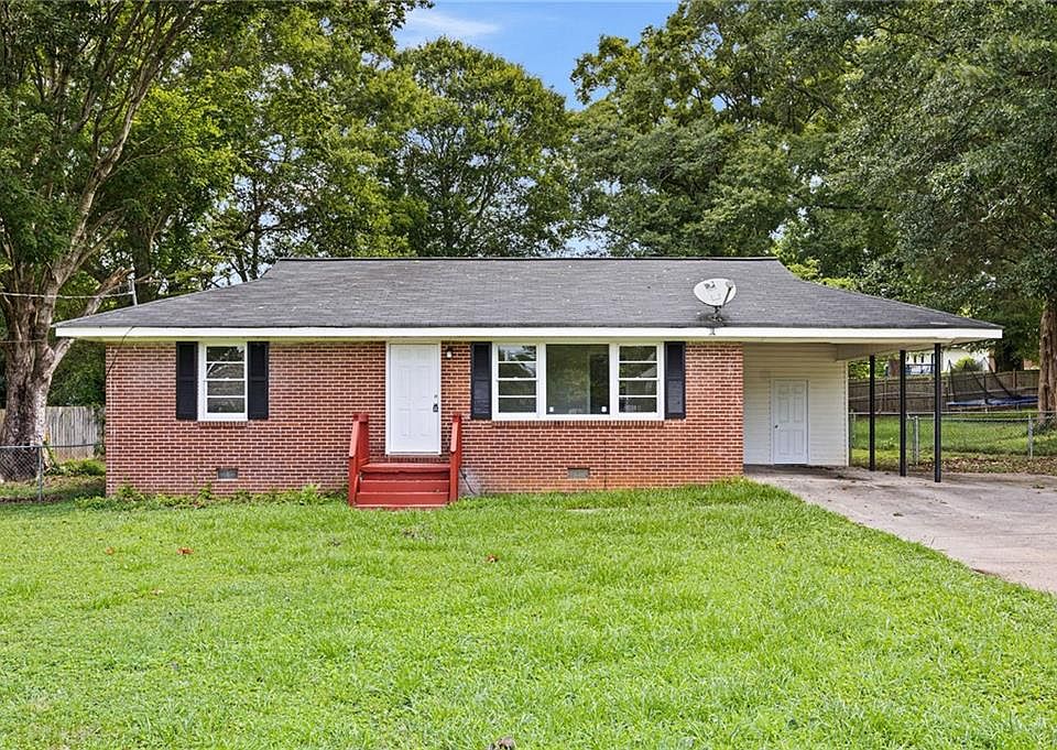 1st image of 1916 Austell Cir SW