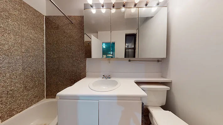 Rented by Bond New York | media 12