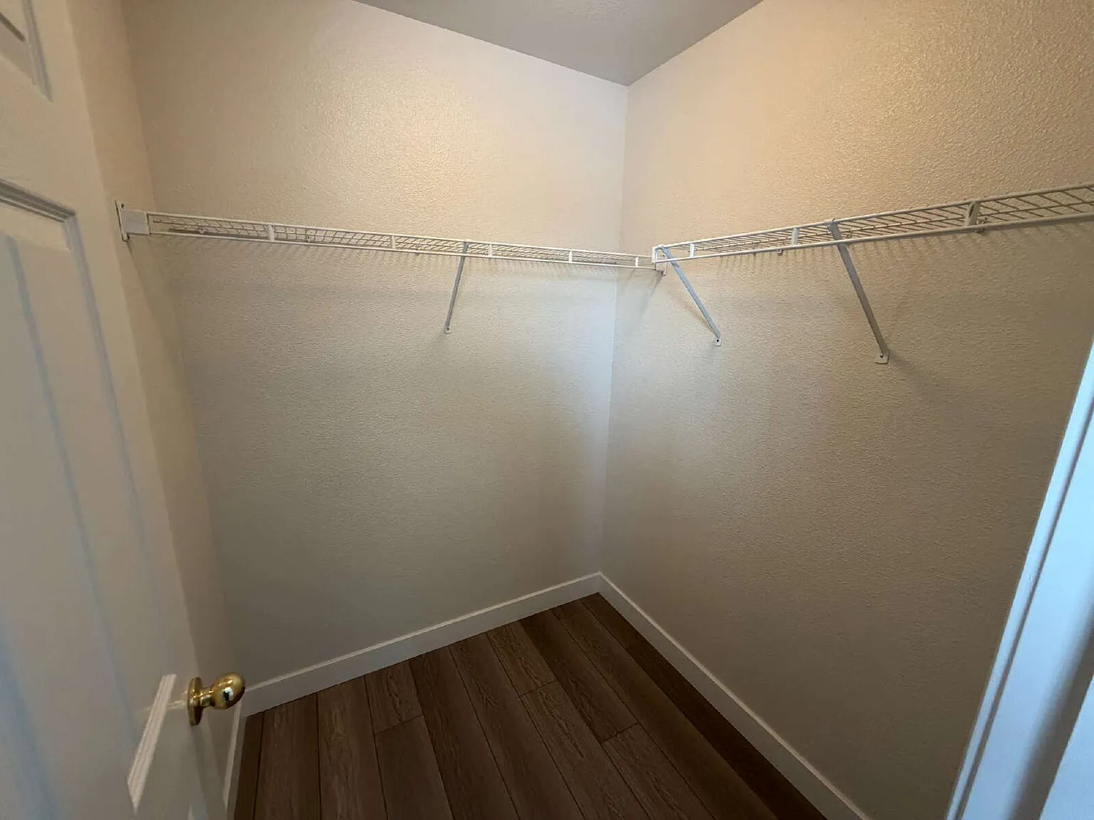 3 bed, 2.5 bath, 1520 sqft, $2,650 — Photo 2