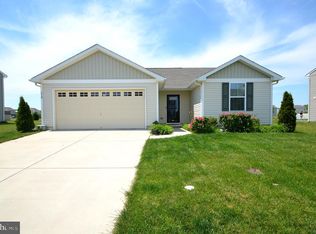 318 Nob Hill Rd, Dover, DE 19901