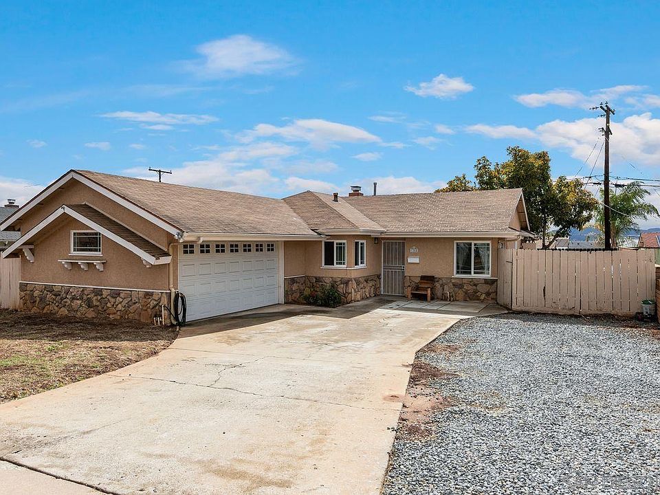 2nd image of 1284 Navello St