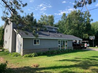 3747 Rolling Acres Dr, Rhinelander, WI 54501