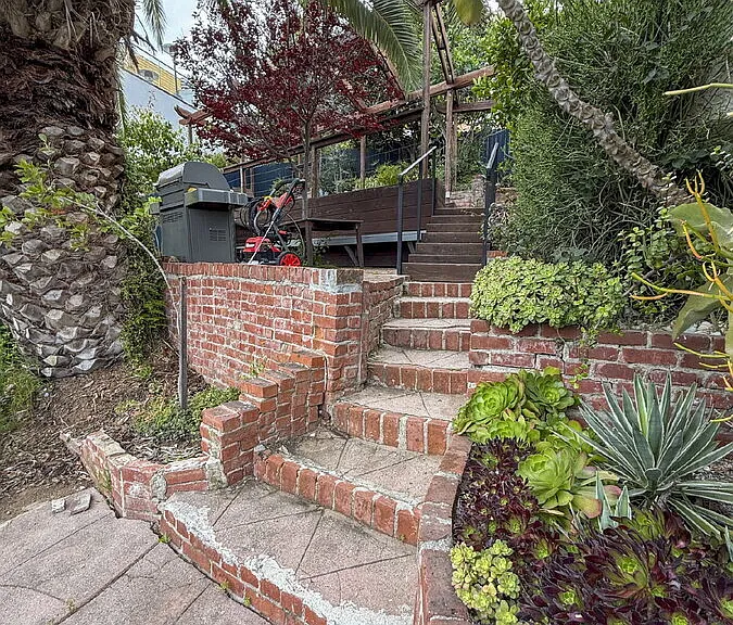 1401 Dartmouth Dr — Photo 40