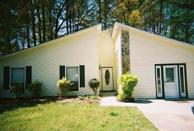 1st image of 2545 Wildflower Ln