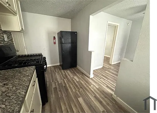 7018 1/2 Avenue F #3 — Photo 3