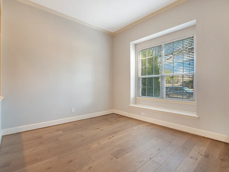 1838 Crowbridge Dr — Photo 6