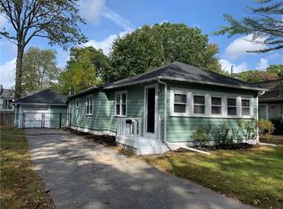77 Brightside Ave, Warwick, RI 02889