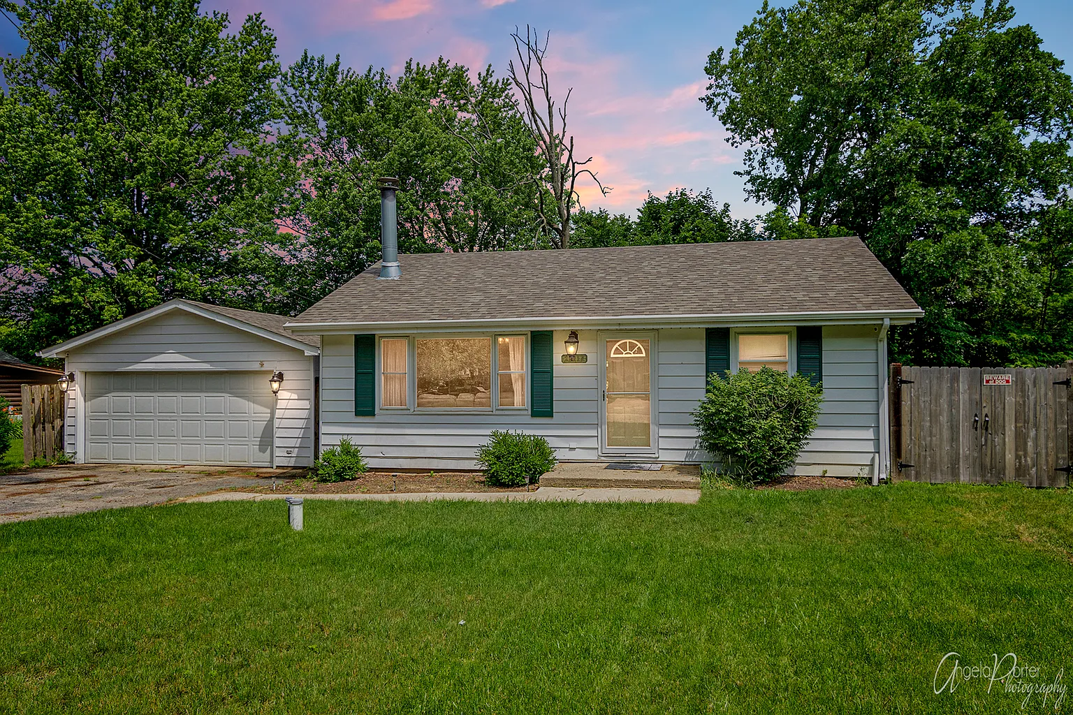 26454 W Shannon Ave photo 1