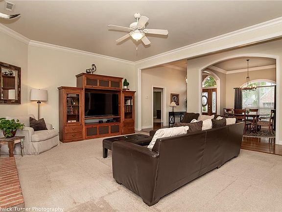 5th image of 4508 W Hillside Dr