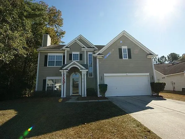 2716 Palmetto Hall Blvd, Mount Pleasant, SC 29466