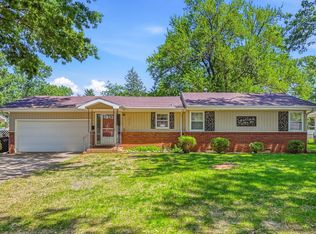 3552 S Fort Ave, Springfield, MO 65807