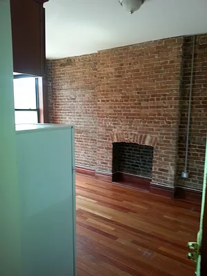 Rented by Allen Harris, LREB | media 5