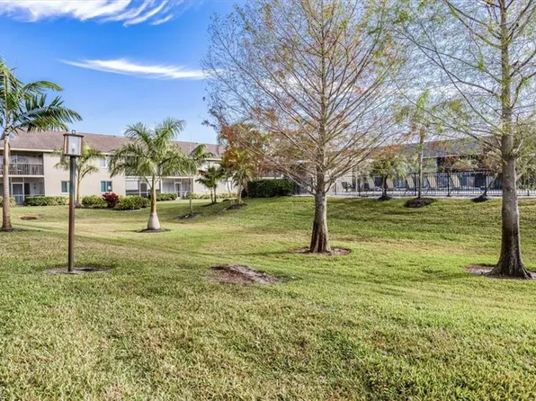 5693 Rattlesnake Hammock Rd RD #A-107, NAPLES, FL 34113