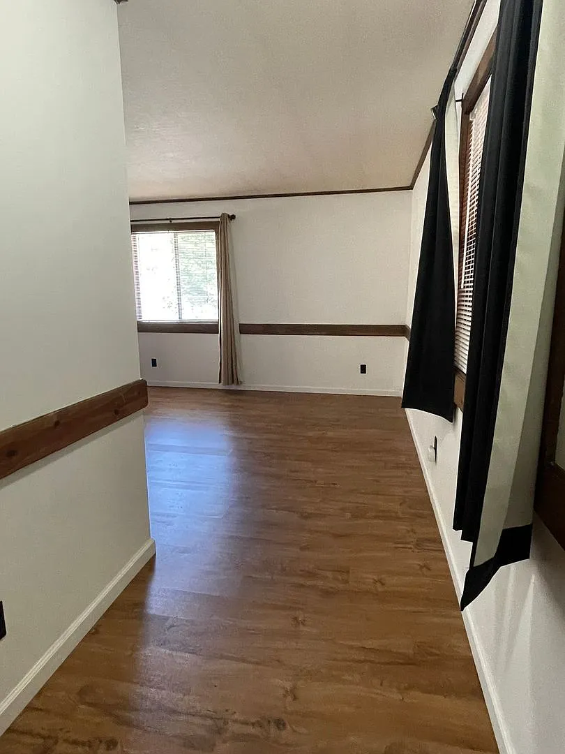 One Bedroom Condo — Photo 4