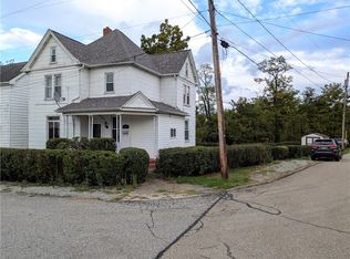 631 Garfield Ave, Scottdale, PA