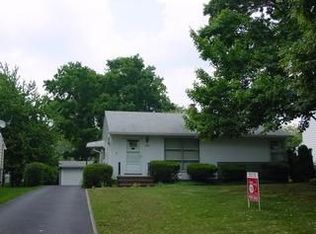 5381 Melody Ln, Willoughby, OH 44094