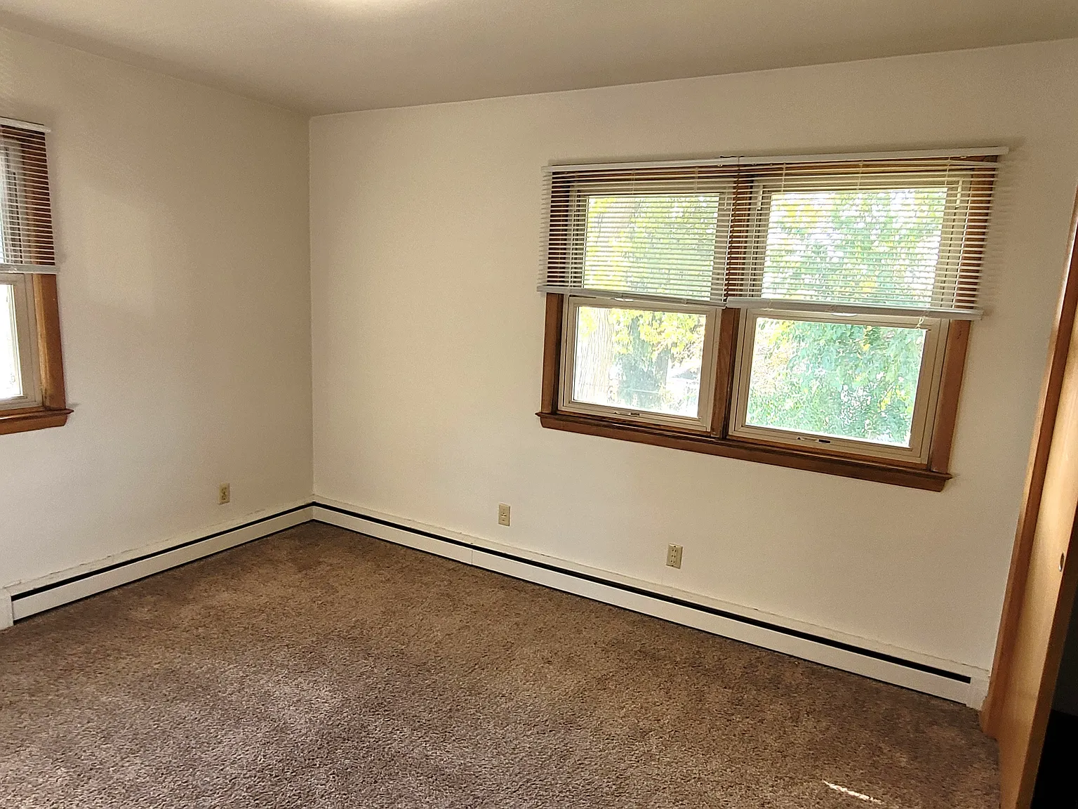 2 bed, 750 sqft, $1,645 — Photo 4