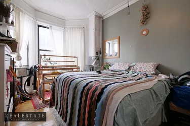 Rented by ZealEstate Group Inc