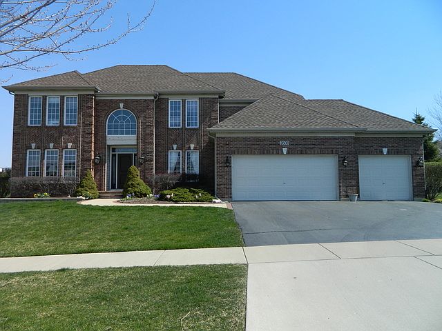 1st image of 2600 Oak Dr