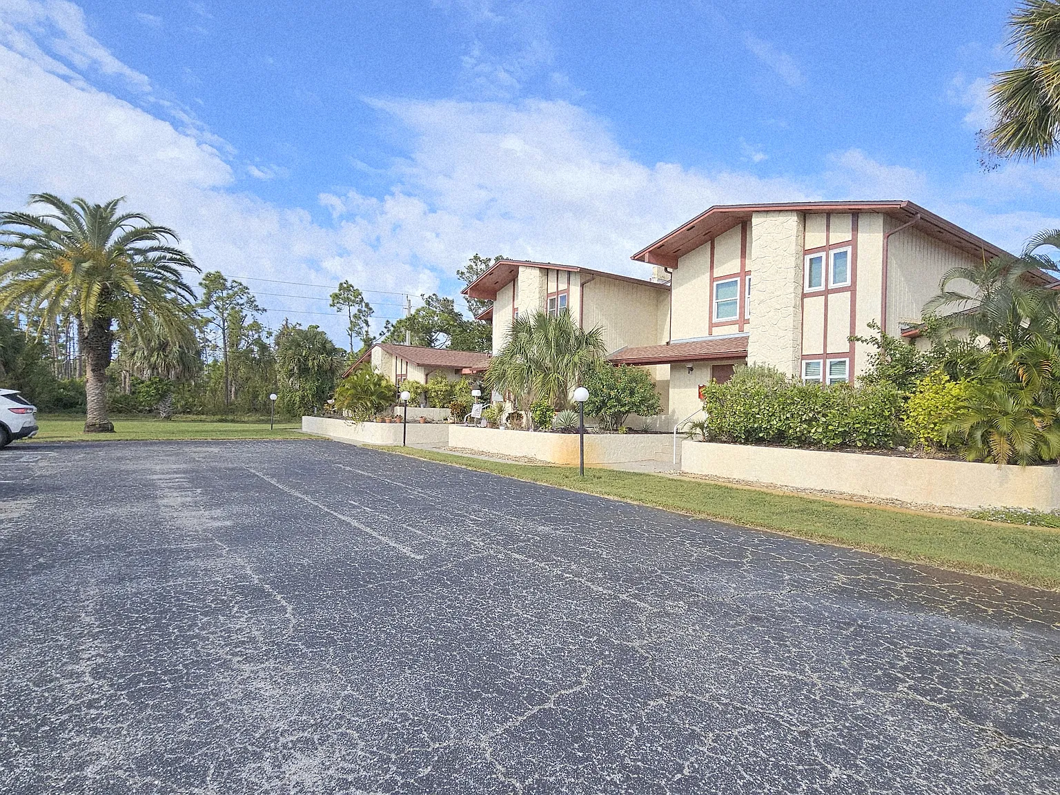 93 Boundary Blvd #303, Rotonda W, FL 33947 — Photo 2