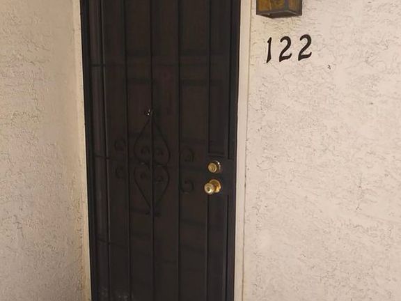 2nd image of 3119 W Cochise Dr Unit 122