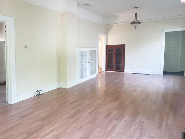 6942 Oak St, Bonners Ferry, ID 83805