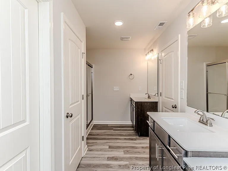 87 Onslow Ct — Photo 19