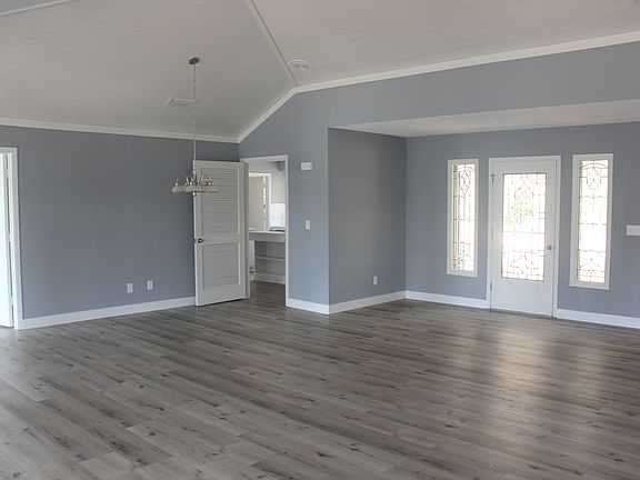 open flow kitchen/greatroom