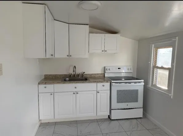 (undisclosed Address), Massapequa, NY 11758