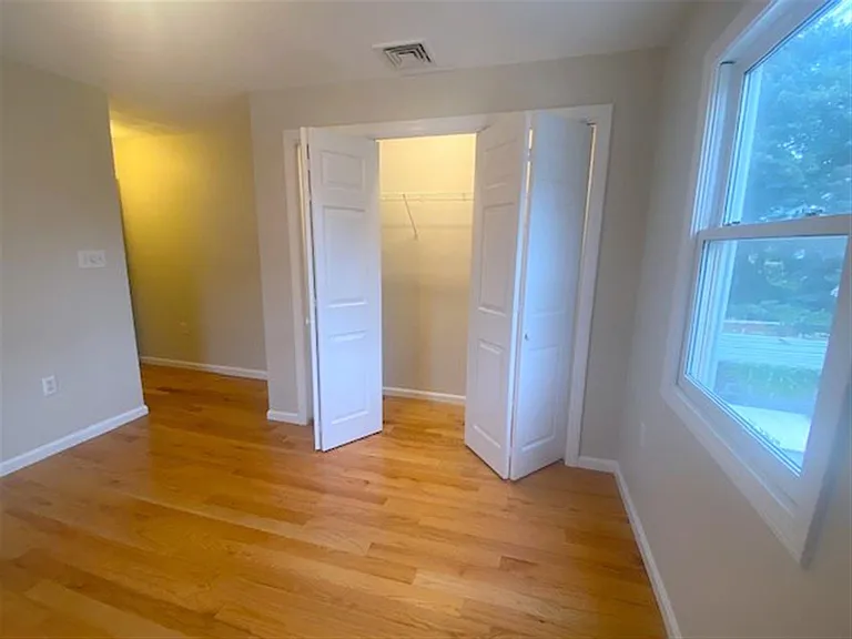 64 Cedar St — Photo 21