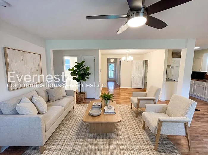 3 bed, 1.0 bath, 1100 sqft, $1,850 — Photo 3