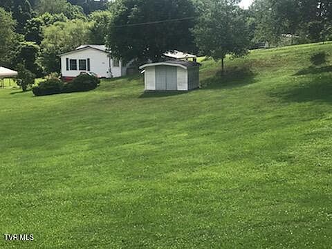 5th image of 4000 Sage Rd