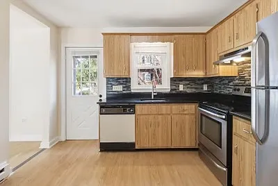 463 Pond St #3 — Photo 14