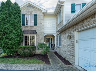 9450 Sheffield Rd, Perrysburg, OH 43551