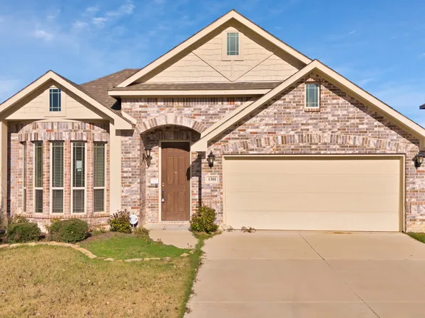 1301 Monticello Dr, Burleson, TX 76028