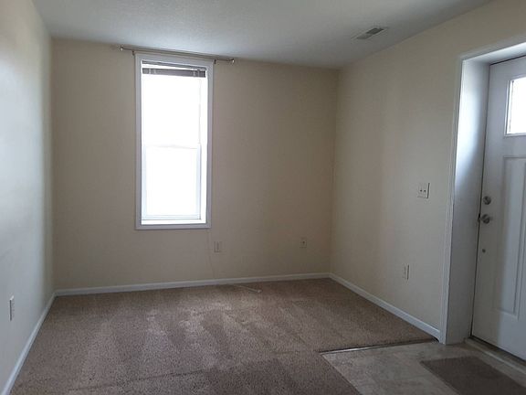 2nd image of 503 N Chicago Ave Unit A