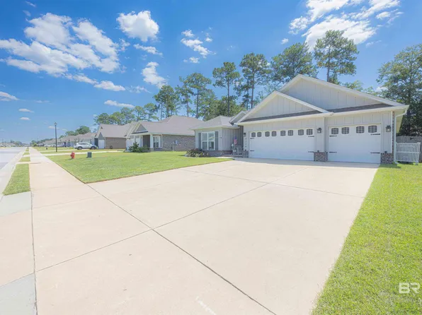 9266 Amethyst Dr, Daphne, AL 36526
